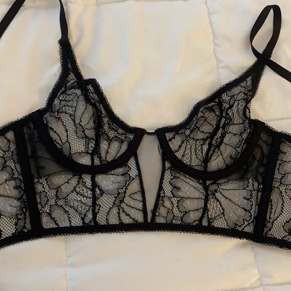 Luxe women’s lace bra - Picture 9 of 9